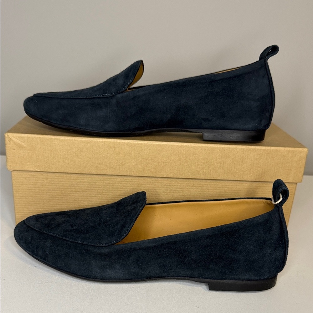 Elegant Women's Blue Suede Loafers — sz 37 - NIB